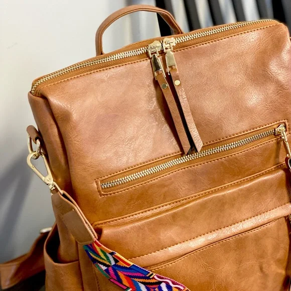 Brand NEW Camden Convertible Backpack in Camel 🧡 - Picture 8 of 16